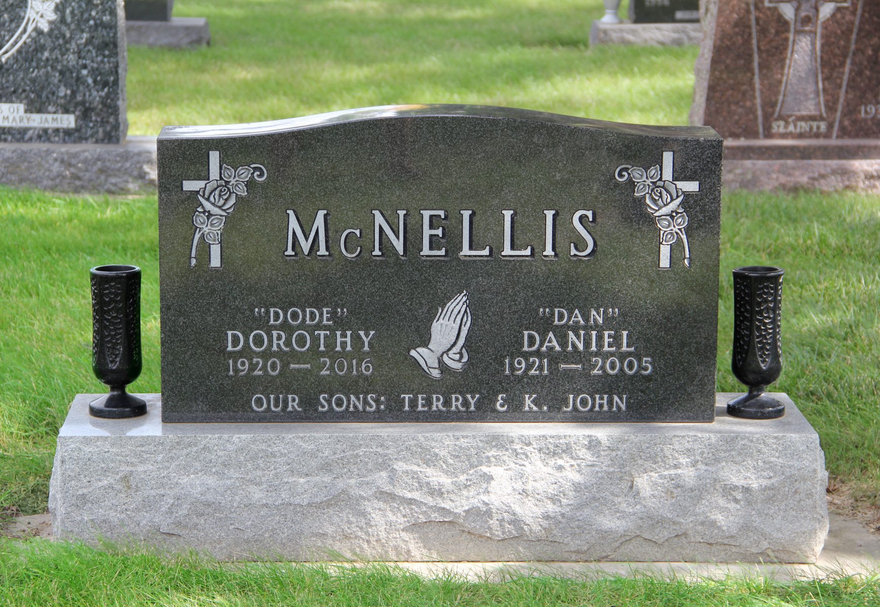 Mcnellis Web
